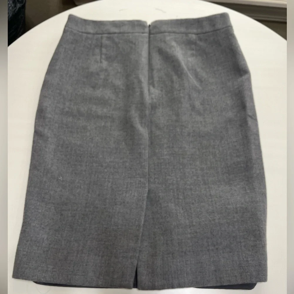 J Crew Pencil skirt - Picture 2 of 4